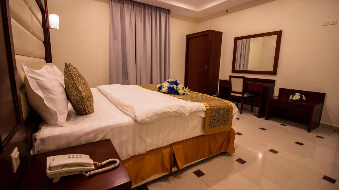 Nukhbat Al Makan Apartment Hotel Ta'if Esterno foto