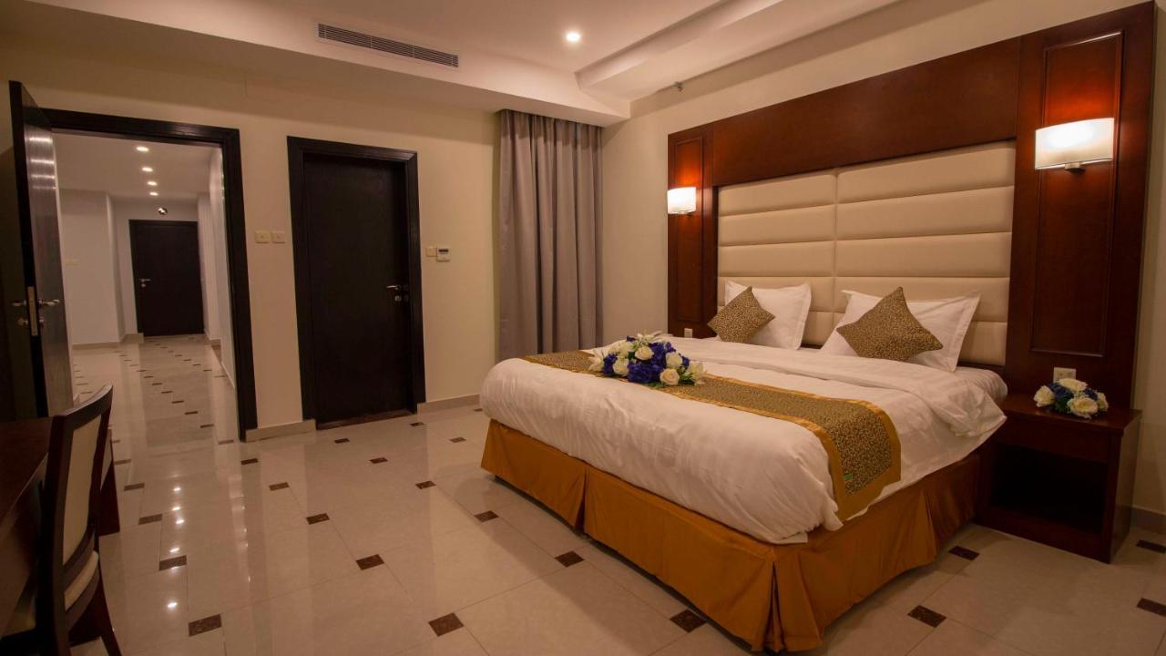 Nukhbat Al Makan Apartment Hotel Ta'if Esterno foto